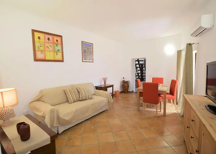 Vecchio Cortile Home Holidays
