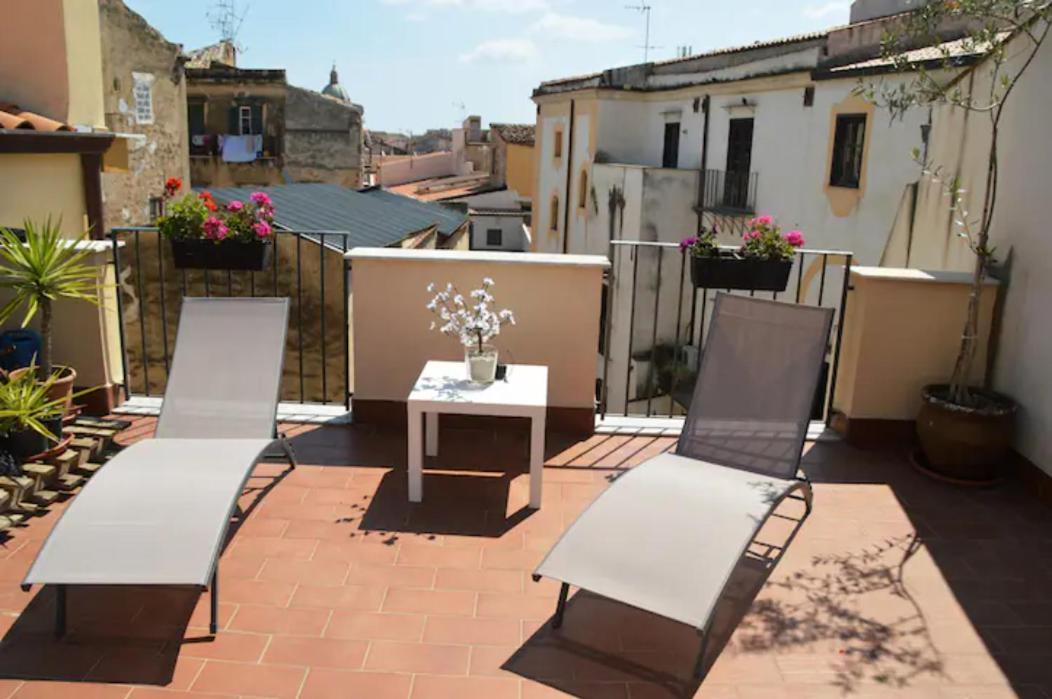 Vecchio Cortile Holidays * Palermo